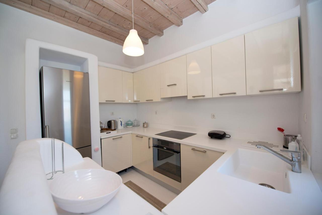 Villa Azurite With Heated Pool By Diles