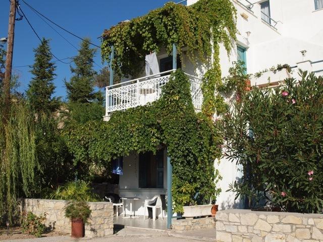 Elena Bungalows 3*
