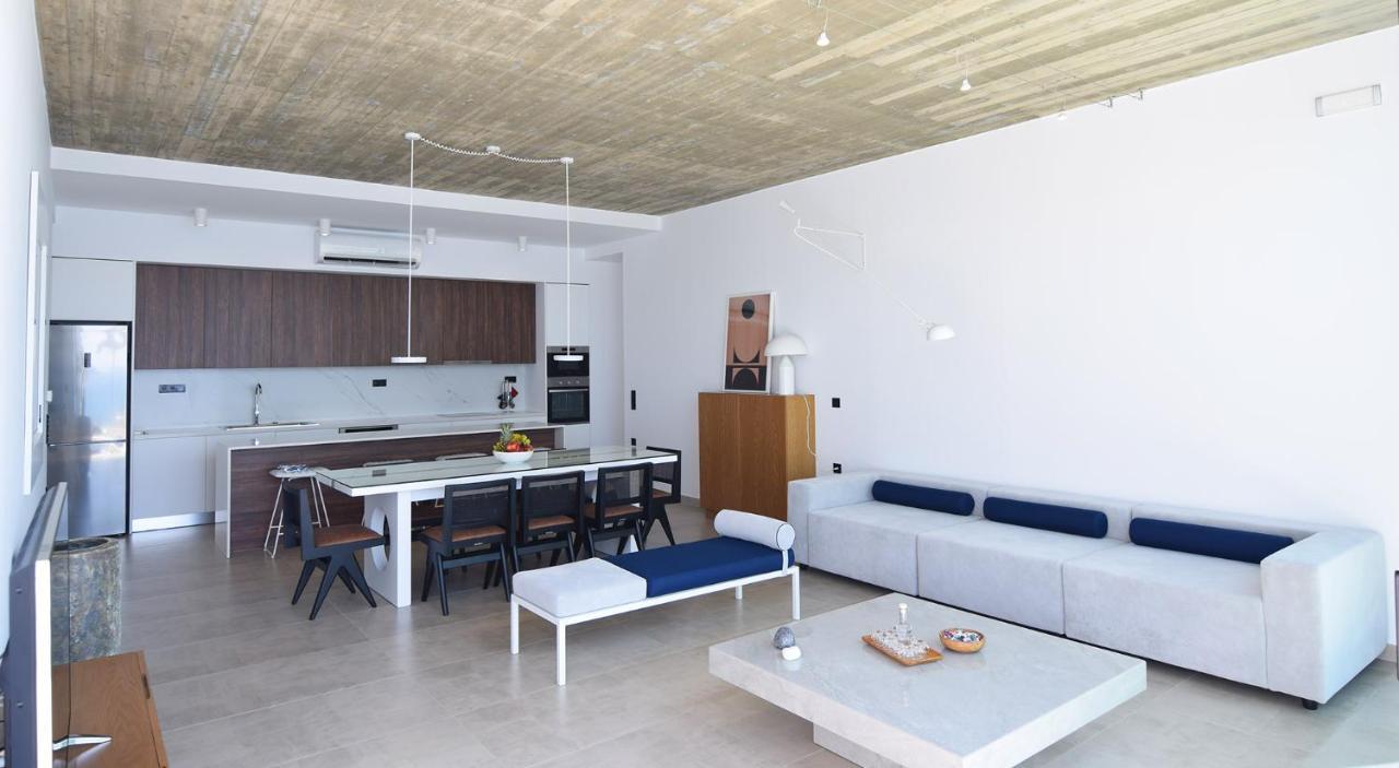 Nostos Beachfront Sea View Privet Pool *