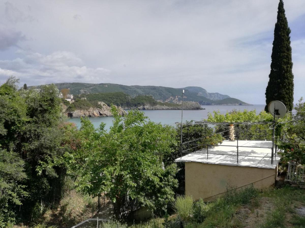 Sea Breeze Paleokastritsa