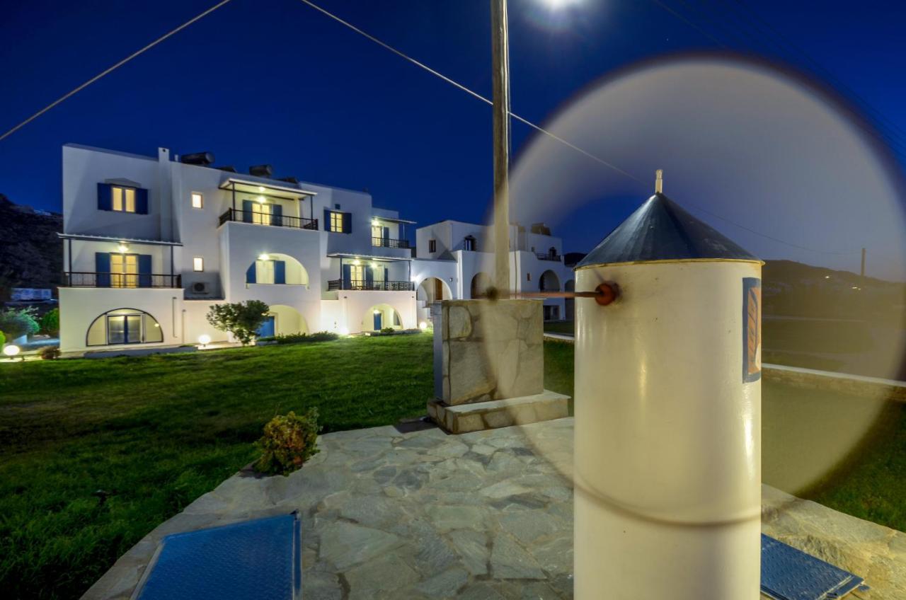 Gaitani Plaka Naxos Aparthotel