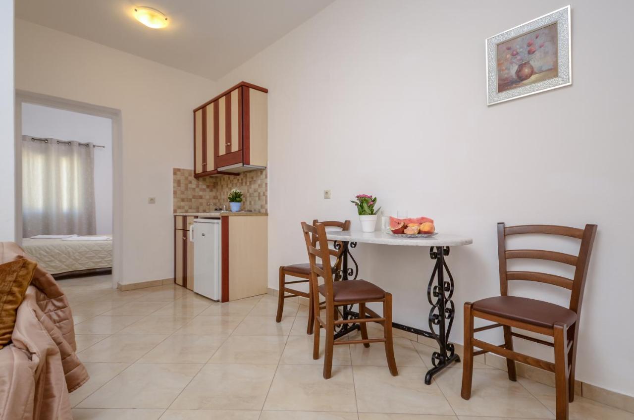 Aparthotel Gaitani Plaka Naxos *