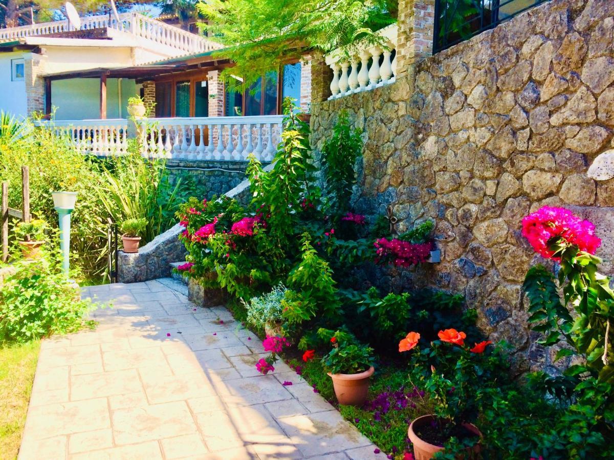 Ermones Amber Villa Vatos