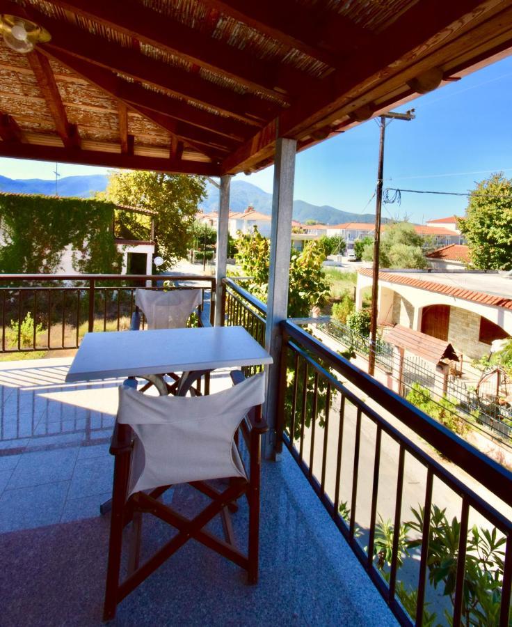 Menis Haus Country house Nea Vrasna