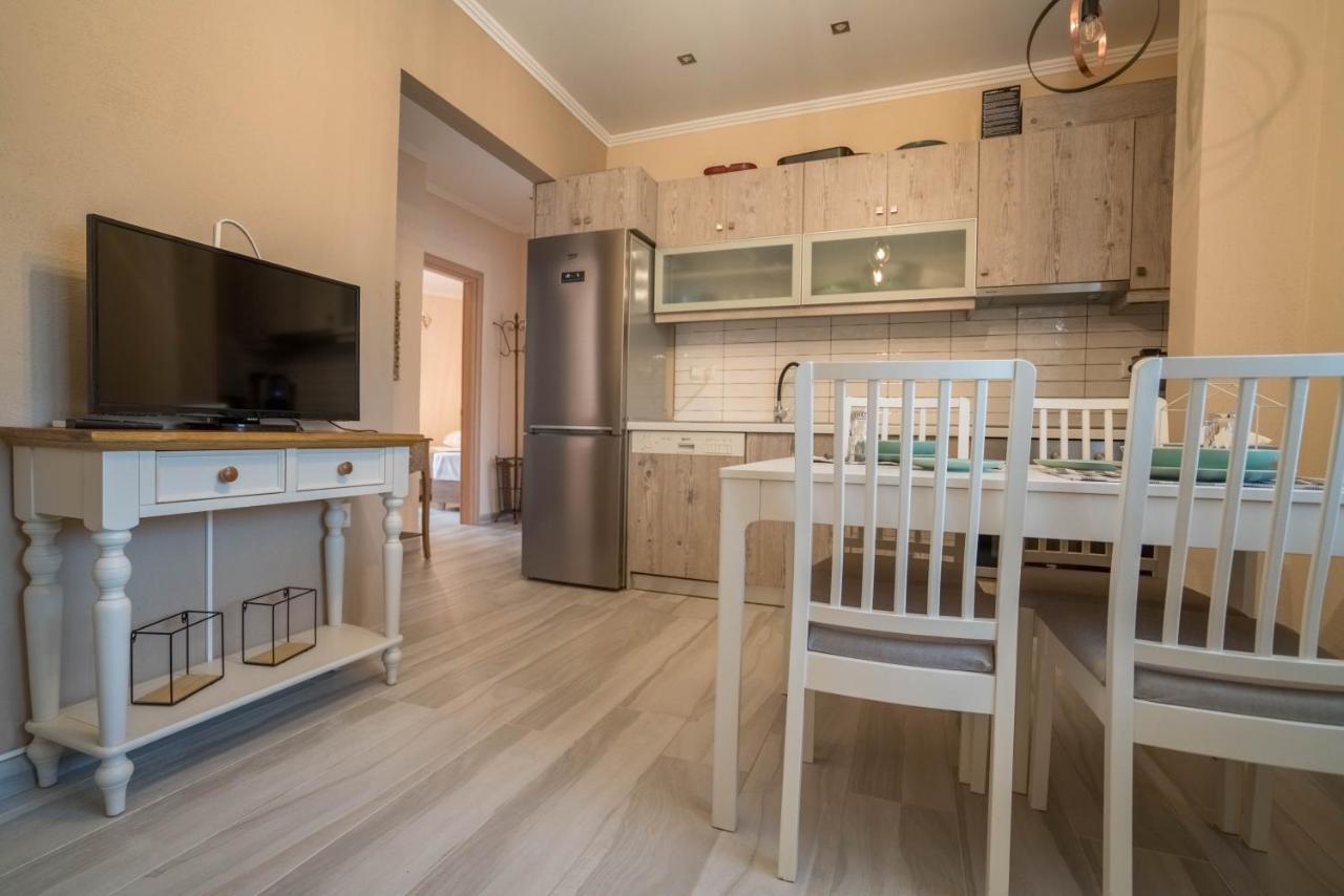 Grellia Apartment *