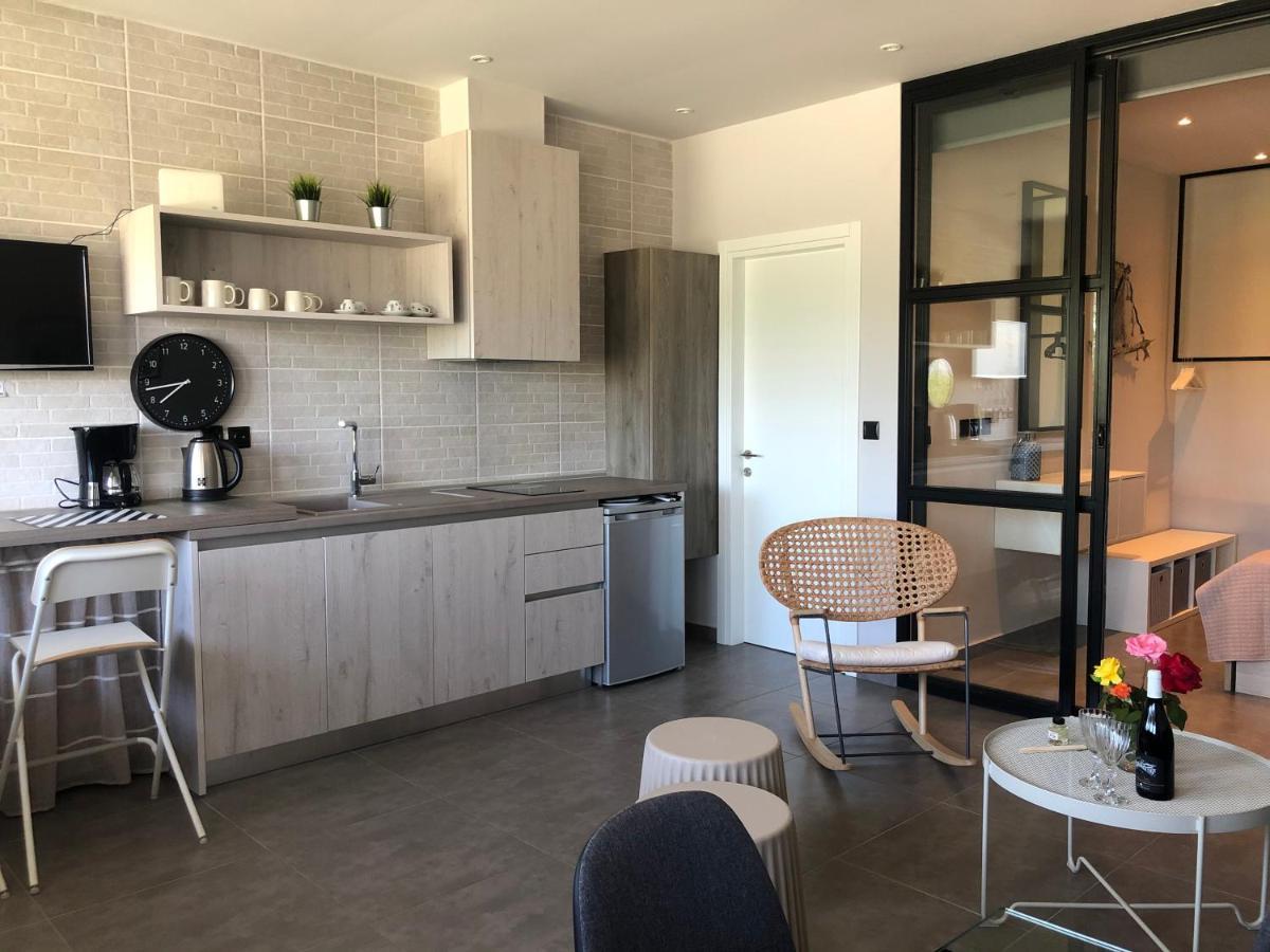 Siviri Suites