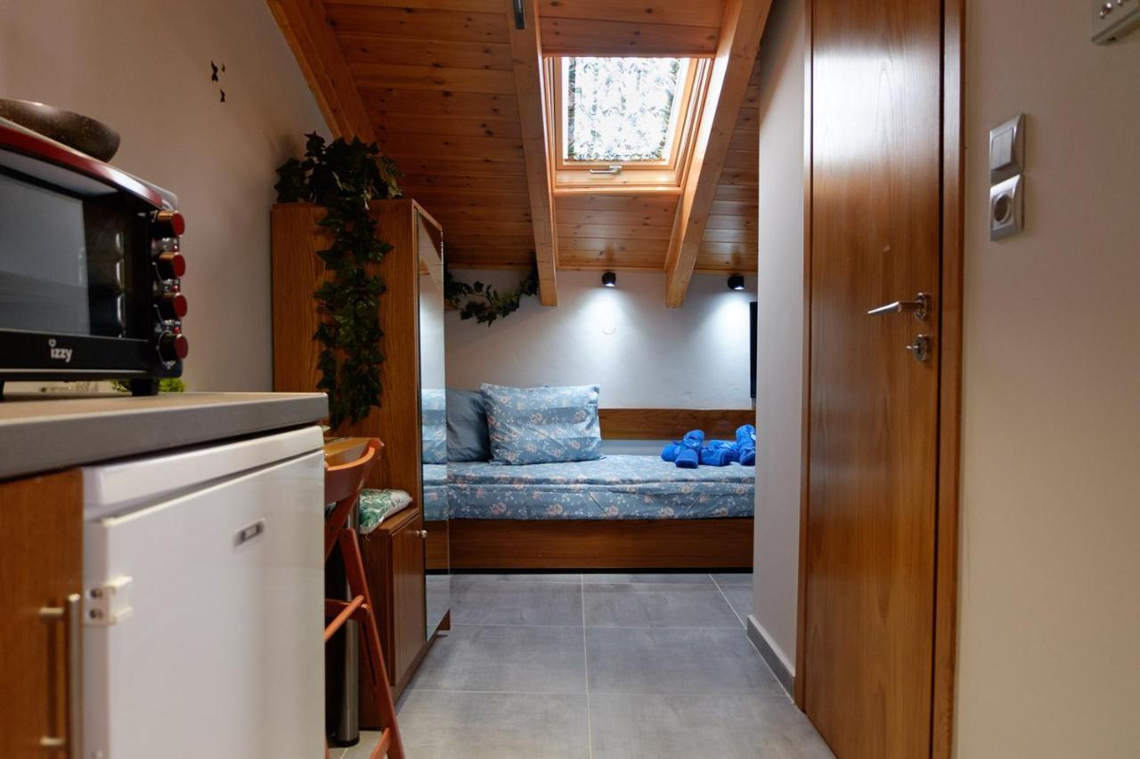 Old Town Boutique Studio's - Apartment