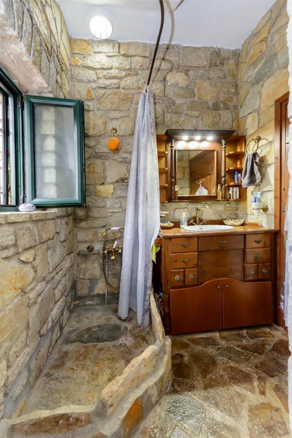 Majestic Chateau - Spectacular Seascapes & Pool Villa