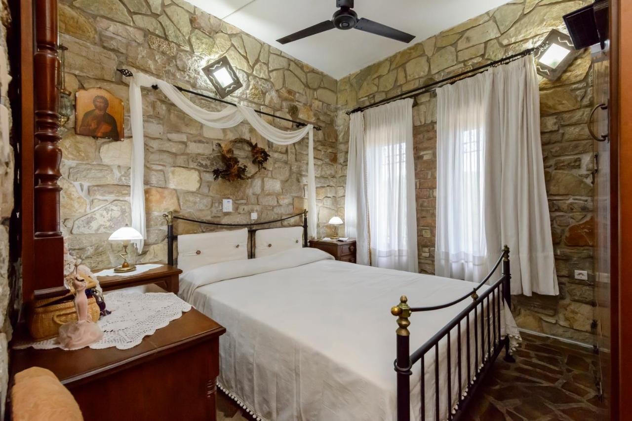 Villa Majestic Chateau - Spectacular Seascapes & Pool Kalamata