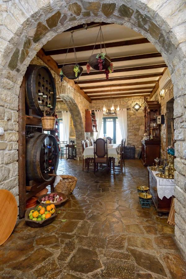Villa Majestic Chateau - Spectacular Seascapes & Pool Kalamata