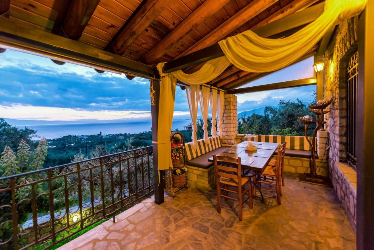 Majestic Chateau - Spectacular Seascapes & Pool Villa