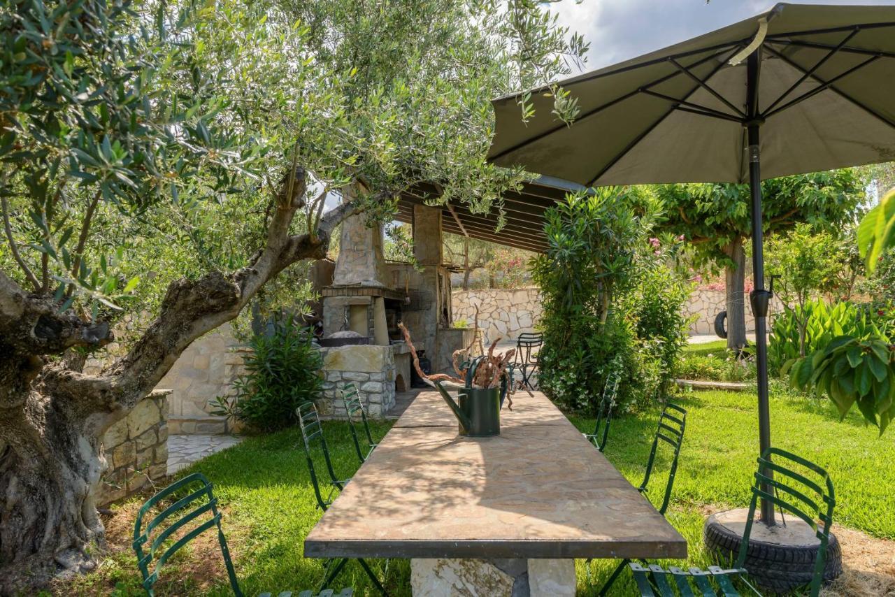Villa Majestic Chateau - Spectacular Seascapes & Pool