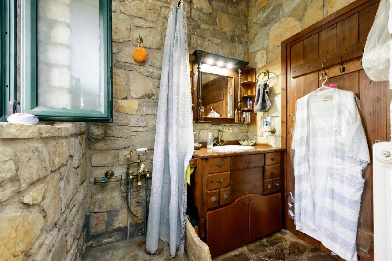 Majestic Chateau - Spectacular Seascapes & Pool Kalamata