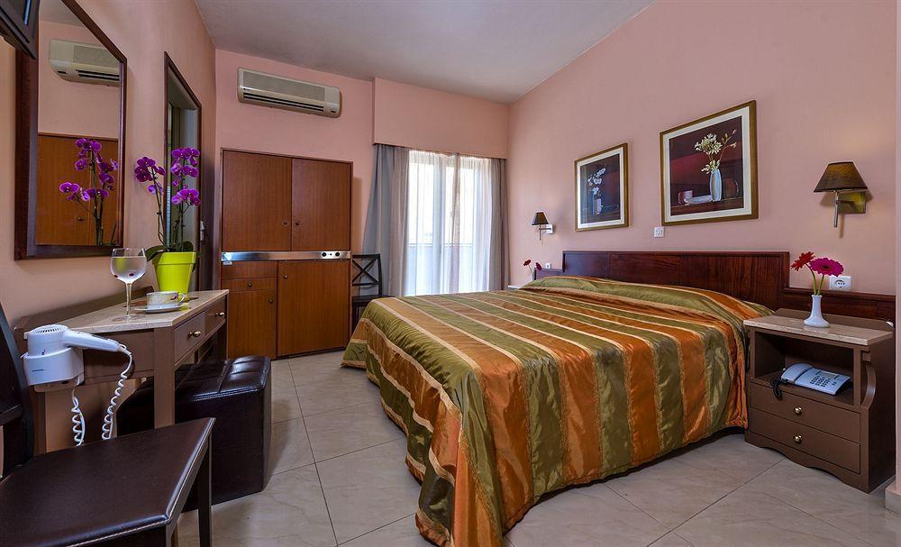 Leonidas & 3* Rethymno (Crete)