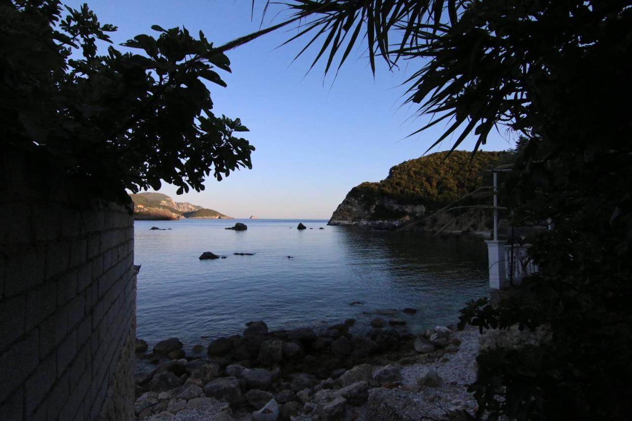 Apartment Sea Breeze *