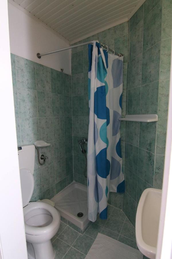 Sea Breeze Apartment *