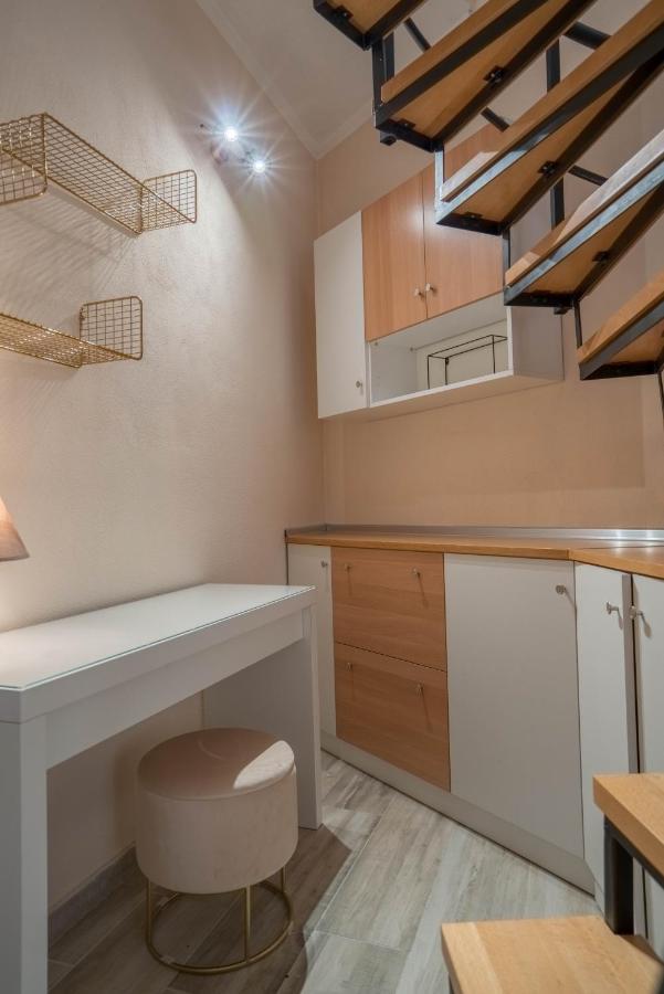 Grellia Apartment *