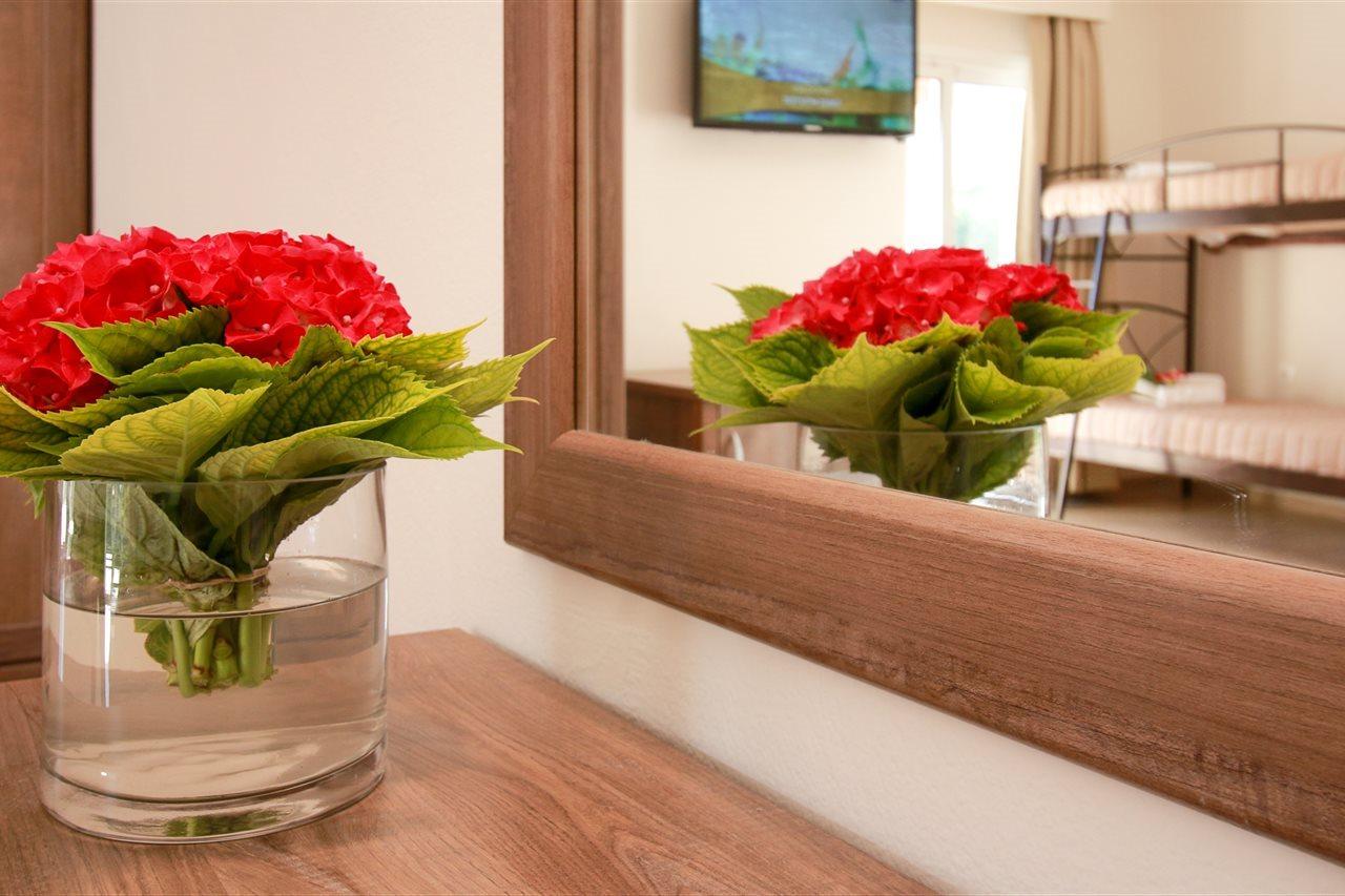 Yannis Corfu Hotel 3*