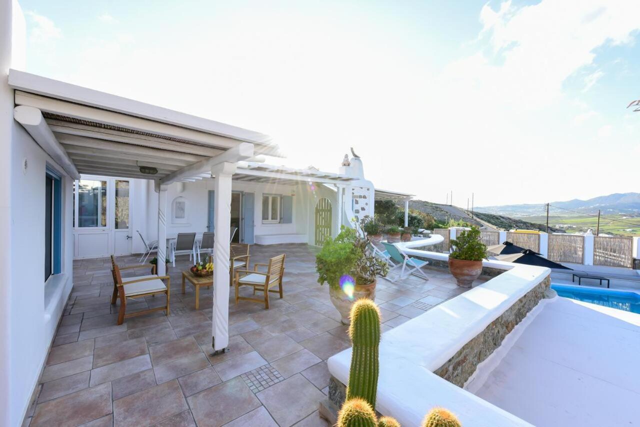 Paradise - Irina's Oasis Country house