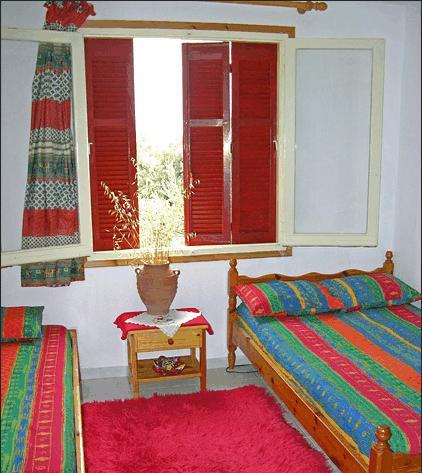 Kyra's Paradise Apartment