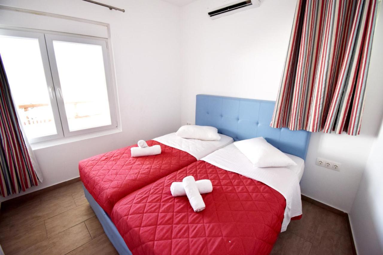 New Paradise Apartment