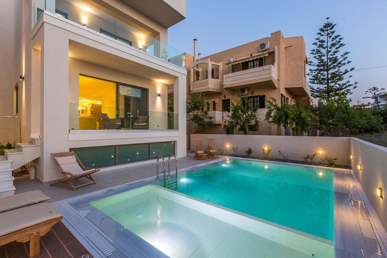 Amelia I Free 9 Seater Mini & Pool Villa Kalathas