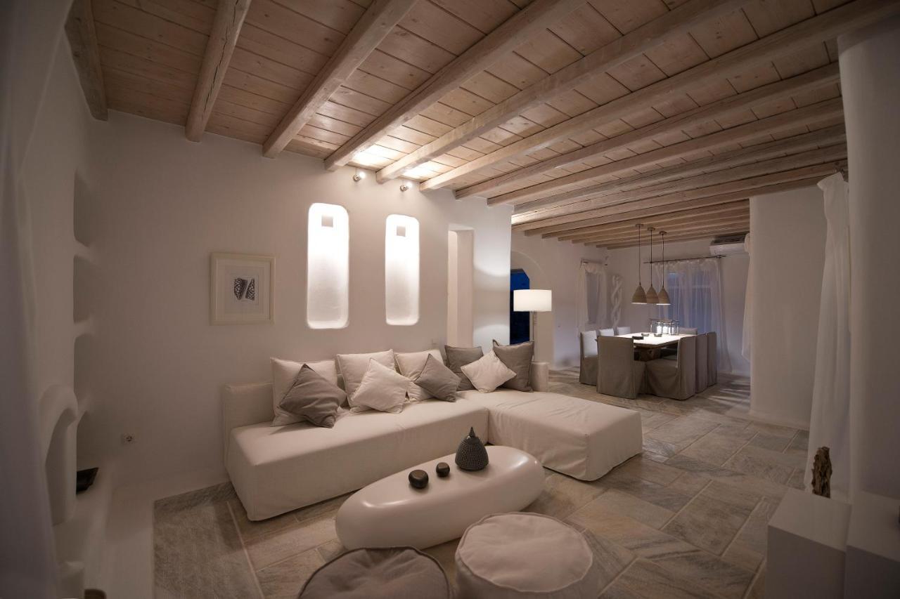 Ammonite With Heated Pool By Diles Villa *