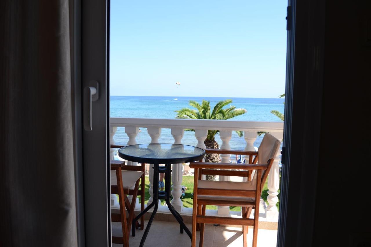 Roula Kotsonis Superior Aparthotel