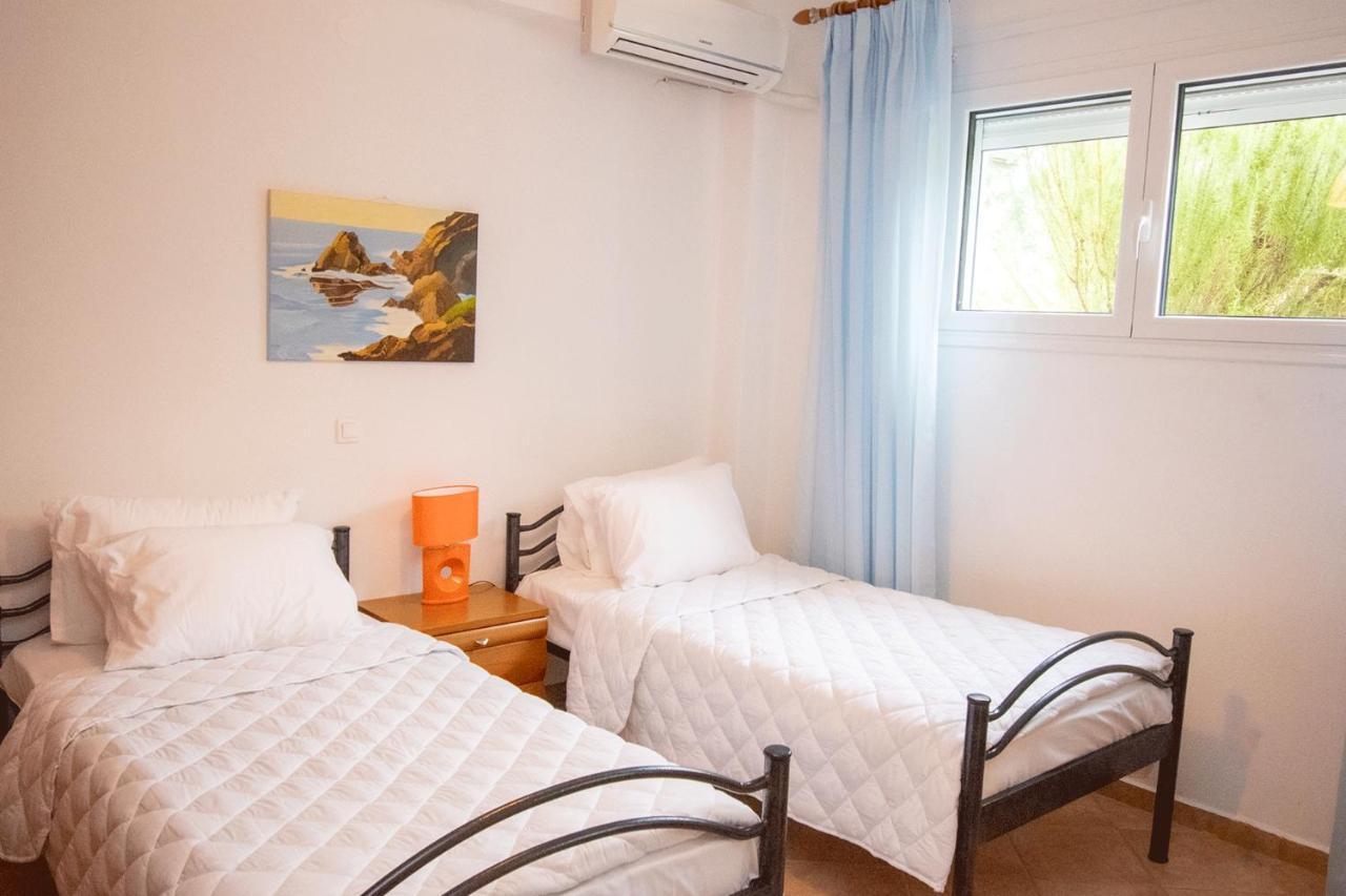 Forty Roses Apartment *