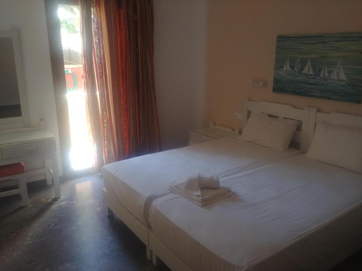Aparthotel Frida Village 3*