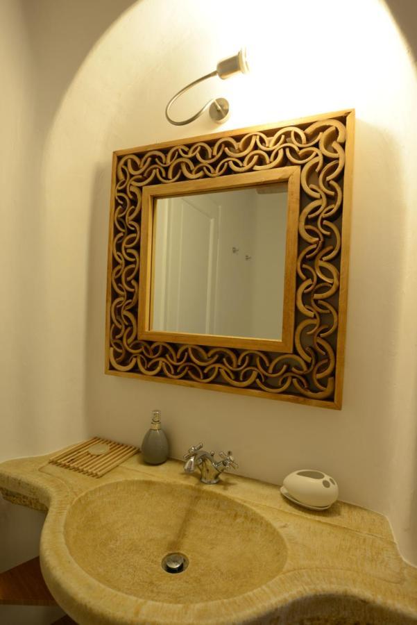 Villa Azurite With Heated Pool By Diles