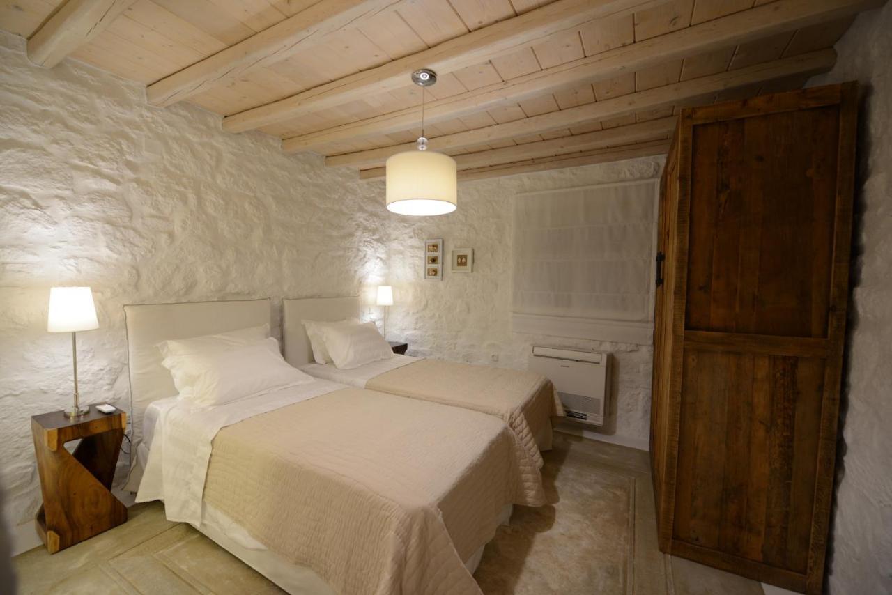 Ammonite With Heated Pool By Diles Villa *