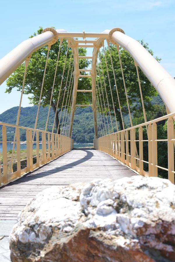 Corali Pelion *