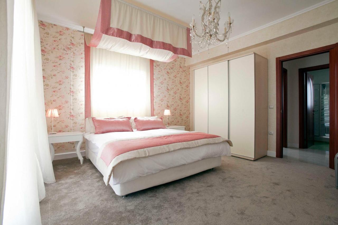 Villa Elena Peraia (Thessaloniki)