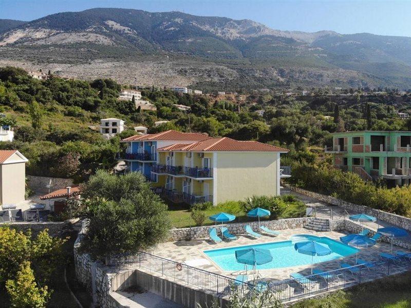 Milos Lourdata (Kefalonia)