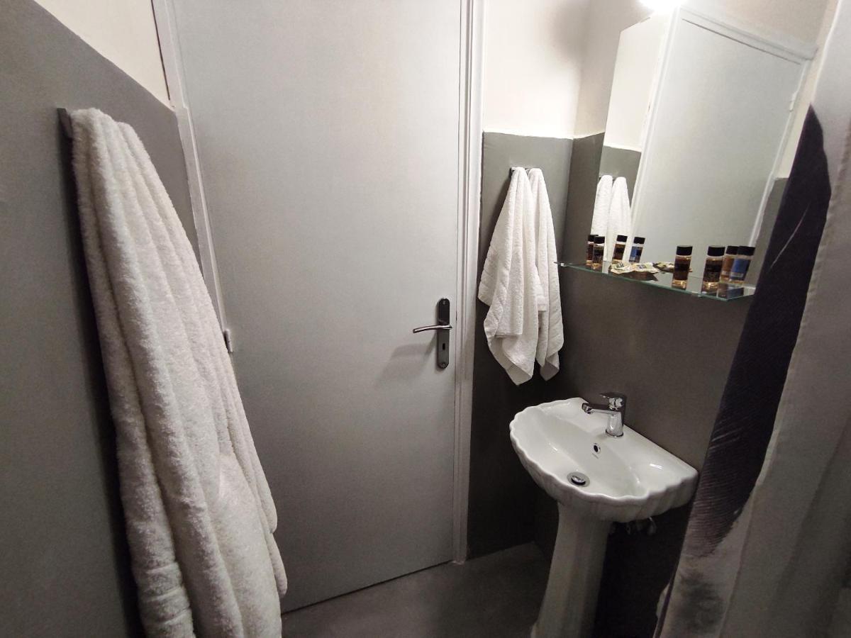 Apartment Budget 2 - Renovated January 2020 *