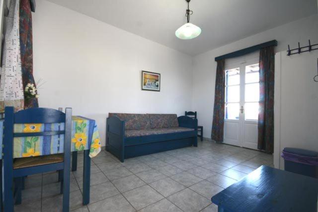 Deep Blue Apartment Logaras