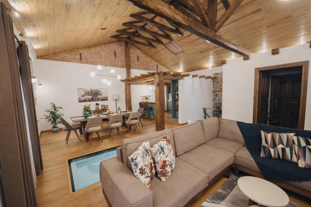 Elia House *