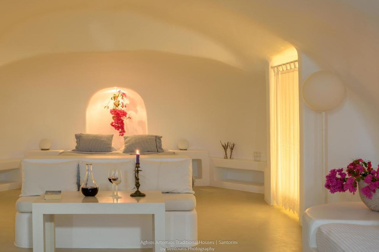 Aghios Artemios Traditional Imerovigli (Santorini)