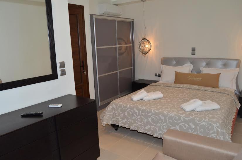 Philoxenia & 4*