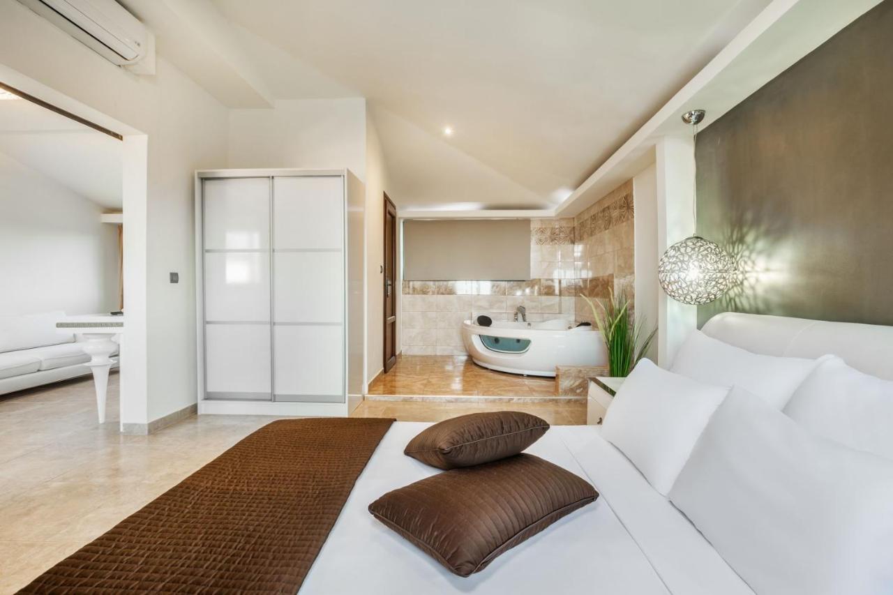 Philoxenia & Hotel 4*