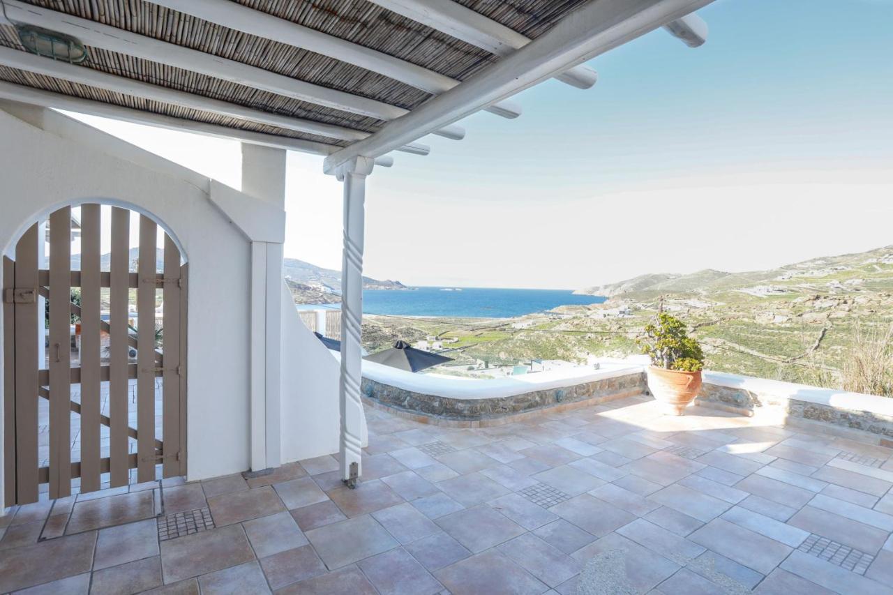 Paradise - Irina's Oasis Country house *