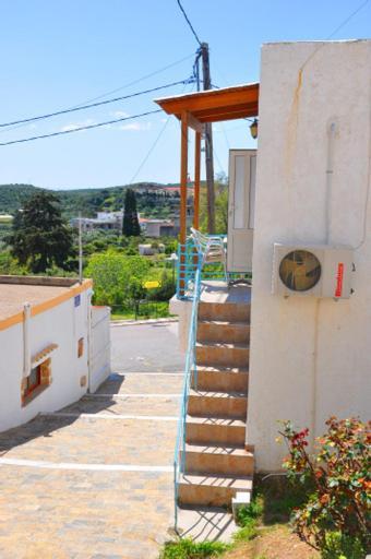 Tania Village Maisonette *