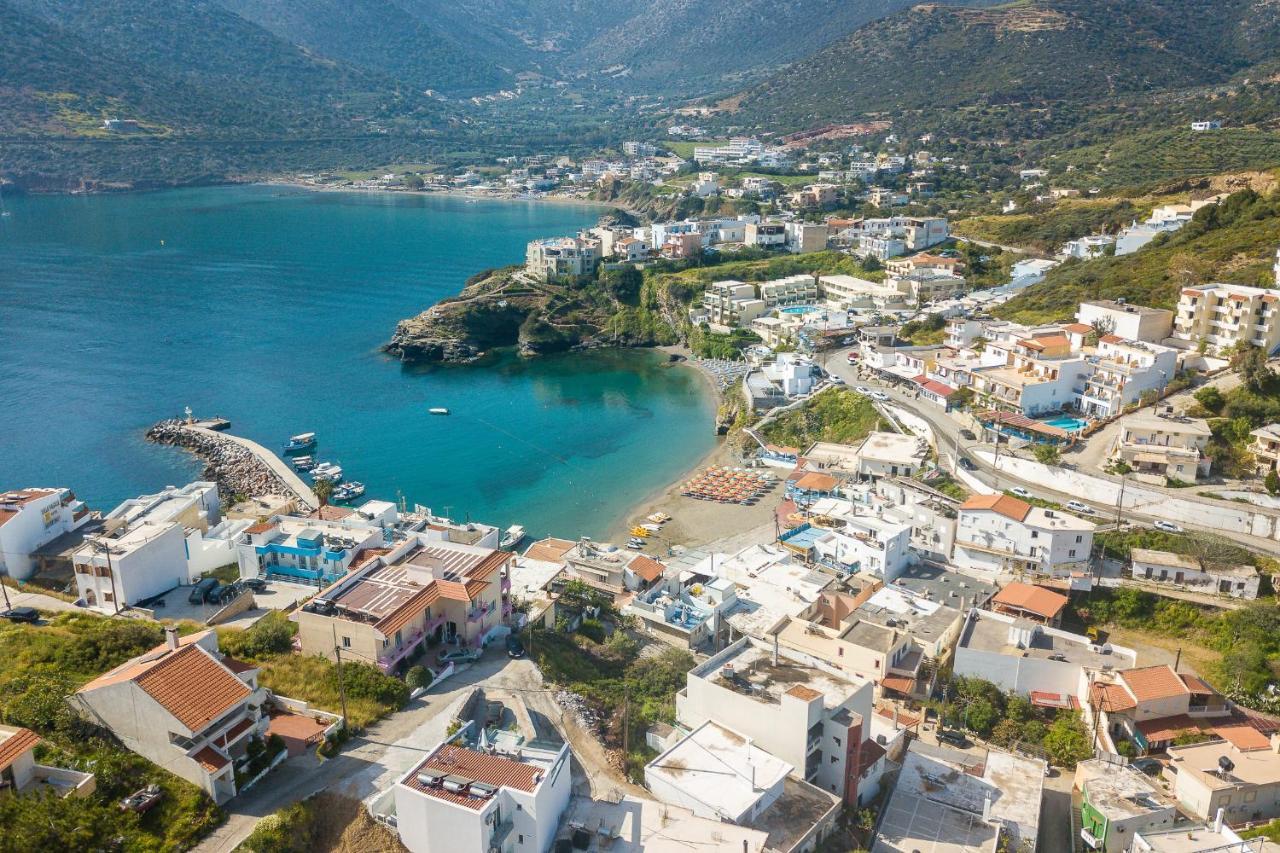 Akrogiali 