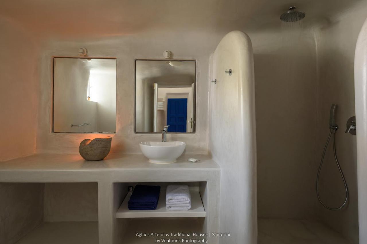 Aghios Artemios Traditional Imerovigli (Santorini)