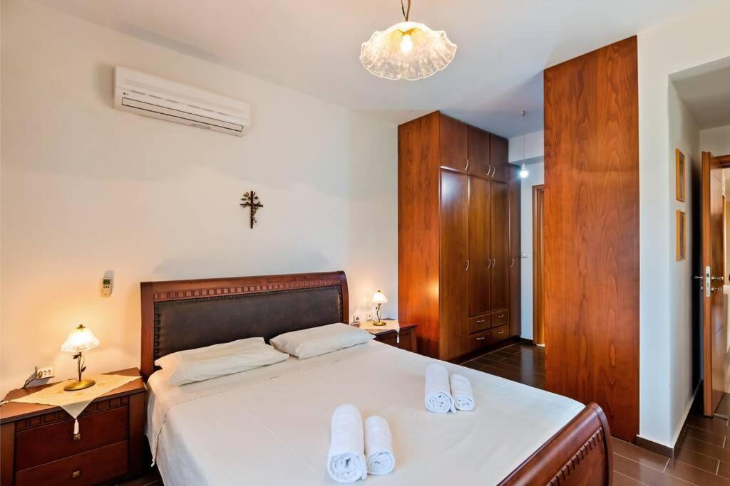 Art Antique Deluxe Villa