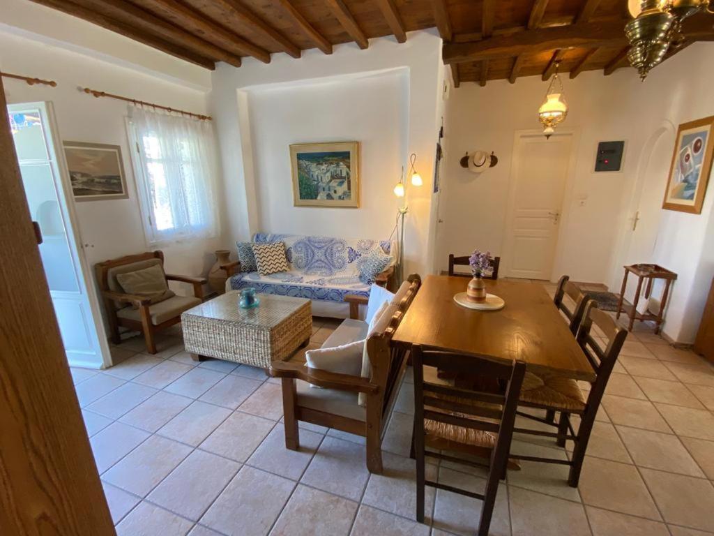 Pigeon House Ornos Holiday home Mykonos Town