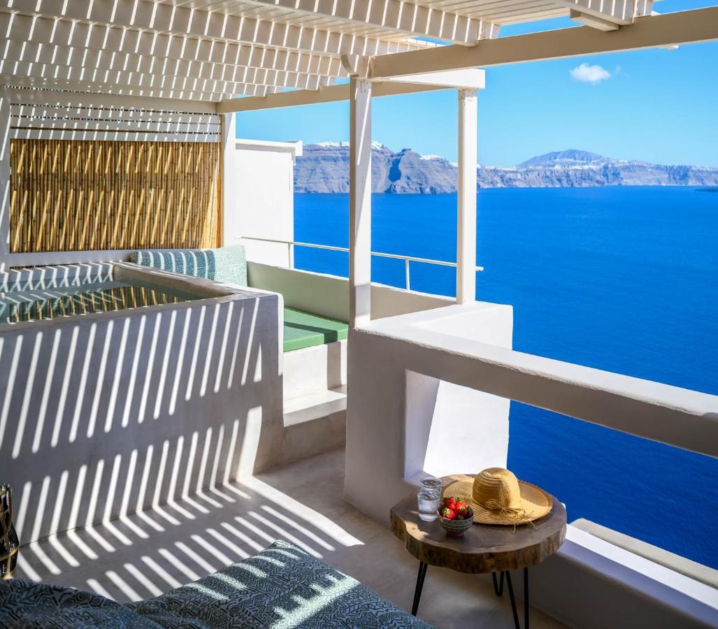 Gaia Suites Oia (Santorini)