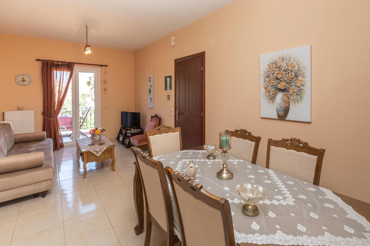 Alkithea, Cozy With Amazing Sea View Apartment