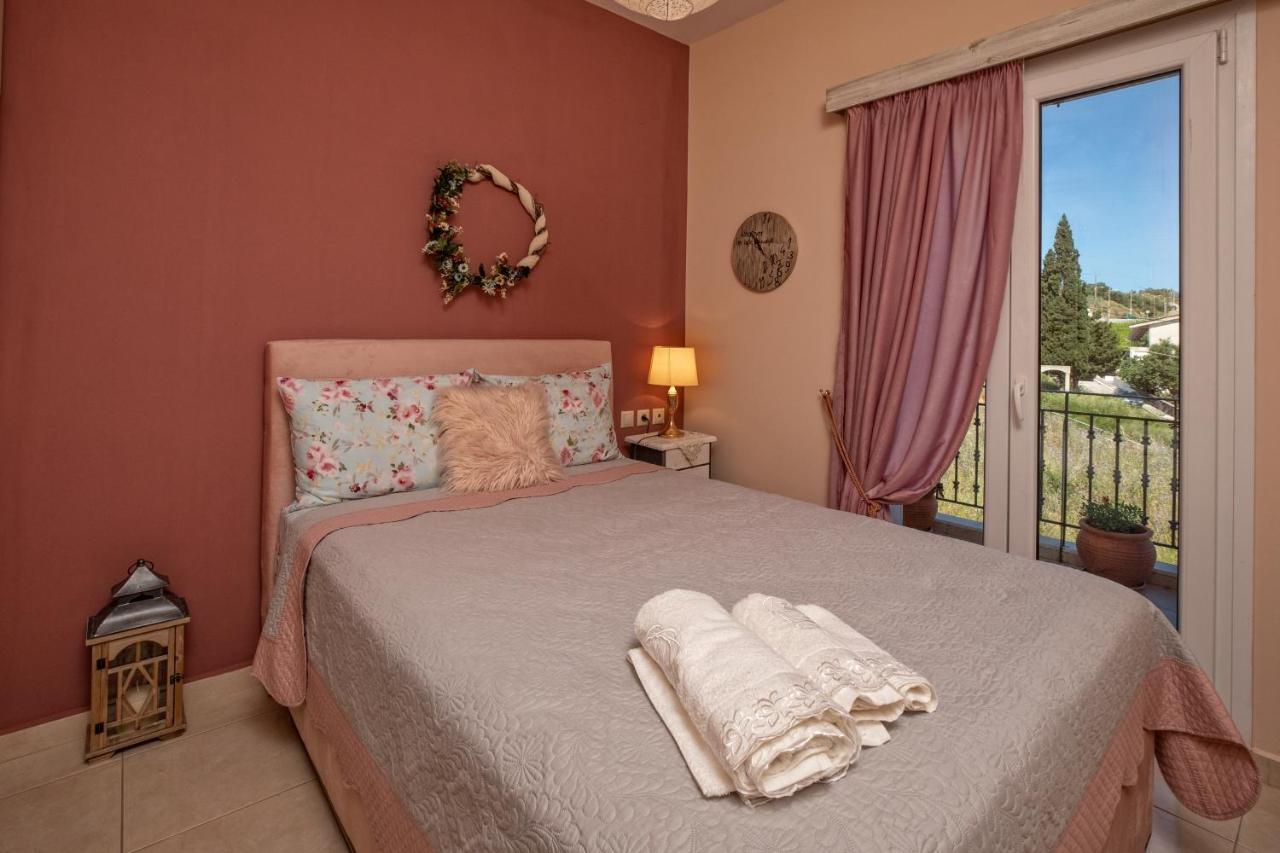 Alkithea, Cozy With Amazing Sea View Apartment